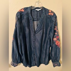 CHICOS Denim Pintuck Blouse